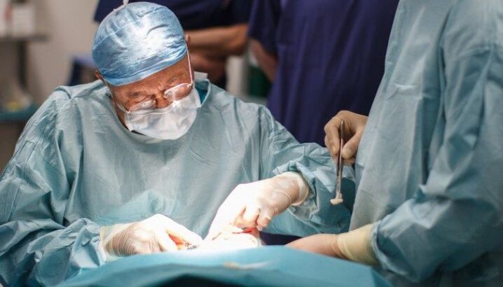 Χειρουργική αφαίρεση του υαλοειδούς υγρού του ματιού (υαλοειδεκτομή)